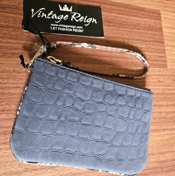Reign Wristlet Vtg Genuine Snake Leather Navy Blue NWT - Picture 1 of 8